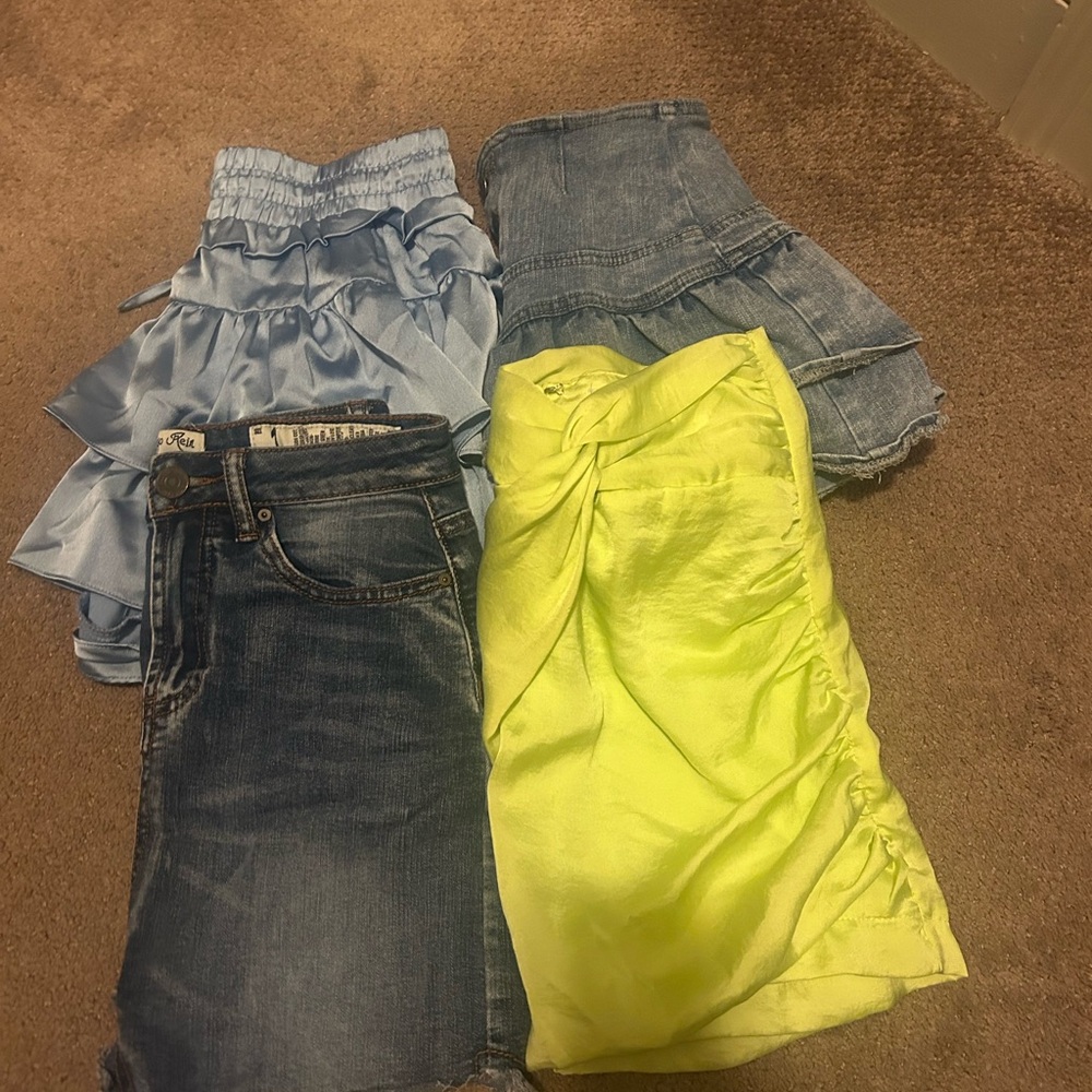 Size small skirt bundle
